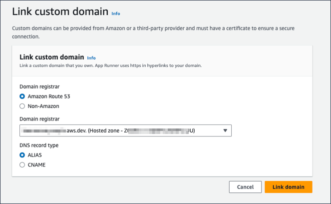 Die Seite „Benutzerdefinierte Domain verknüpfen“, auf der Amazon Route 53 als ausgewählter Domain-Anbieter angezeigt wird.