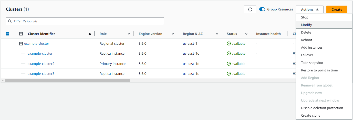 Bild: Das Cluster-Navigationsfeld mit einer Liste vorhandener Cluster-Links und der entsprechenden Instance-Links.