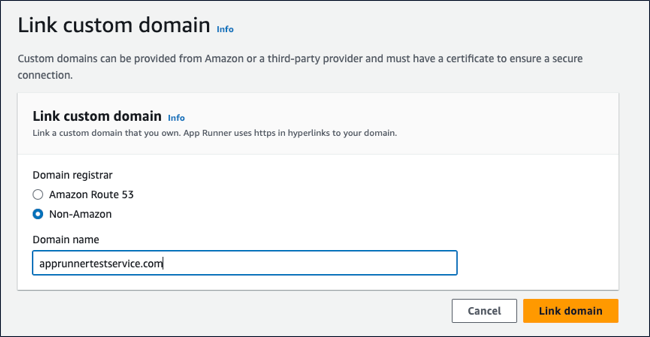 La página Enlazar un dominio personalizado, que muestra a alguien que no es Amazon como el proveedor de dominios seleccionado.
