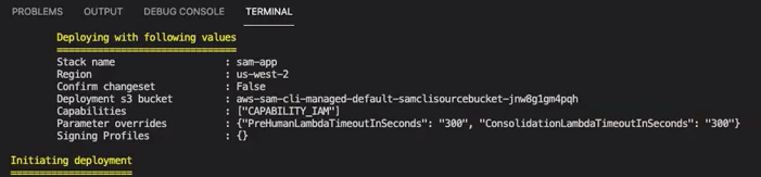 Sesión de terminal que muestra la AWS CloudFormation configuración desplegada.