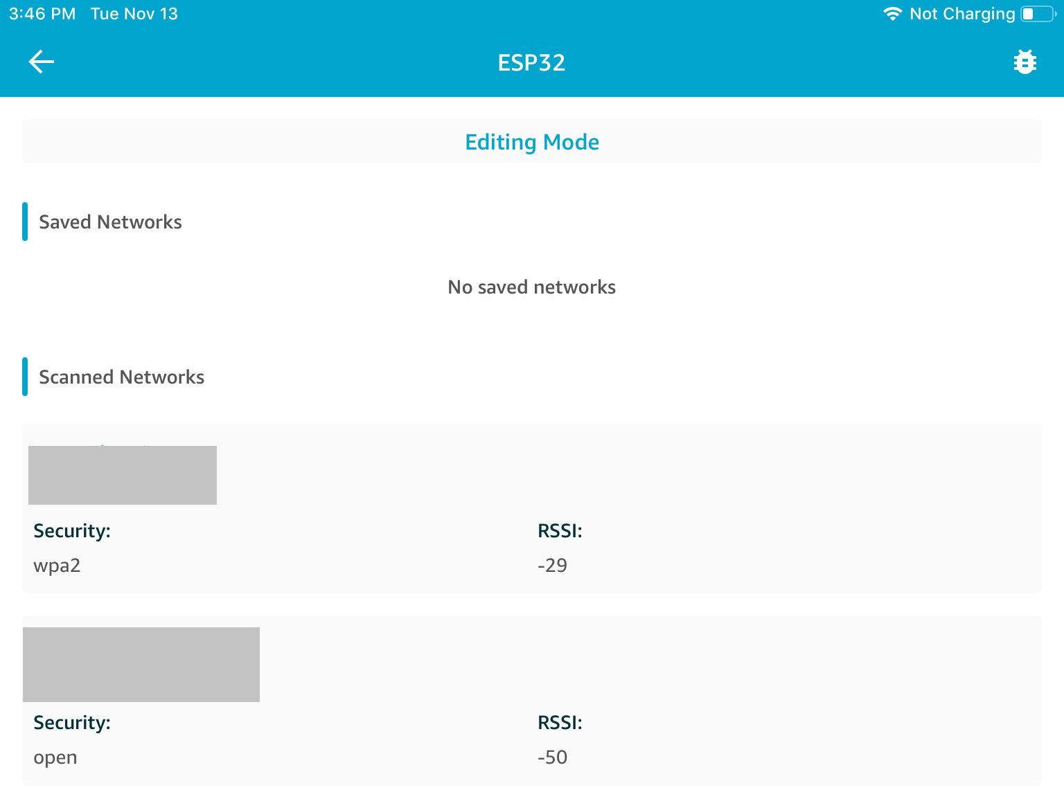 La interfaz de administración de dispositivos ESP32 muestra que no hay redes guardadas, dos redes wifi abiertas escaneadas, una con seguridad WPA2 y RSSI de -29, y la otra con seguridad abierta y RSSI de -50.