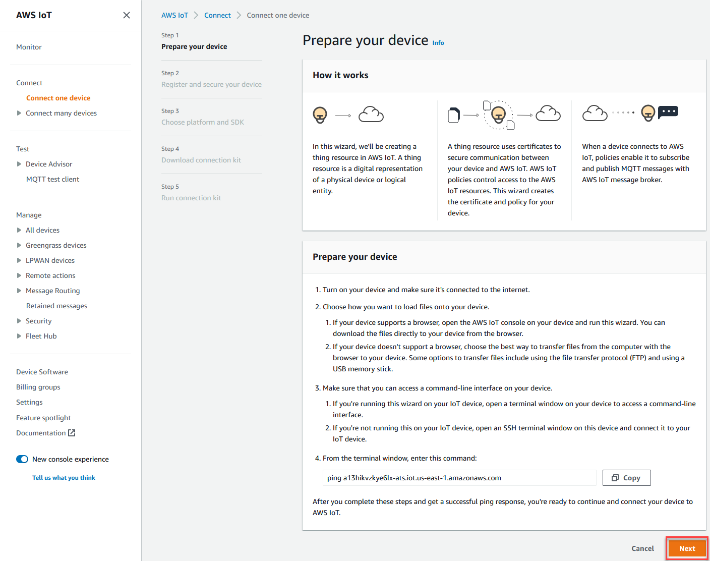 Cómo preparar el dispositivo en la AWS IoT consola.