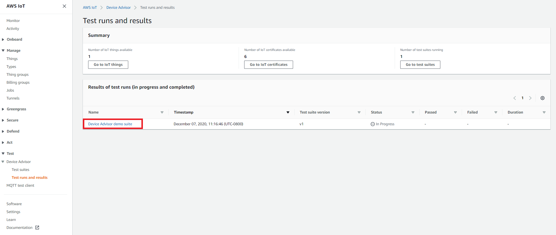 Los resultados de la prueba se ejecutan en la consola de Device Advisor.