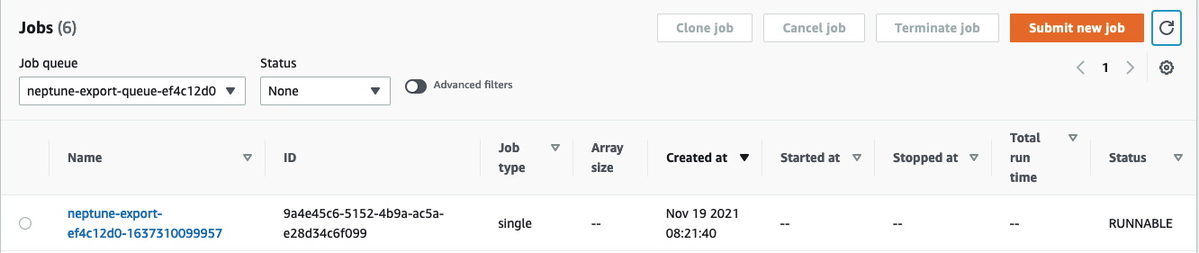 Captura de pantalla de la consola de AWS Batch al comprobar el estado
