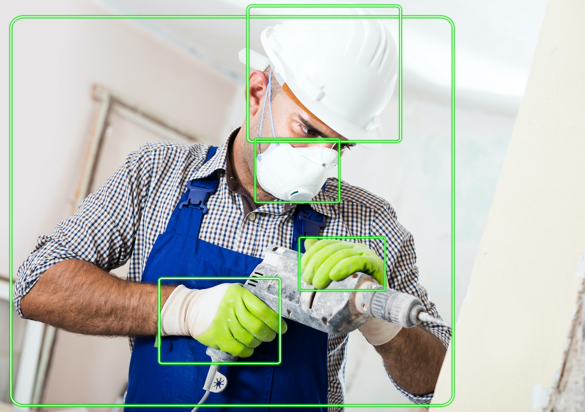 Trabajador de la construcción con una camisa a cuadros, casco y máscara facial que sujeta una herramienta eléctrica. El rostro, el casco, los guantes y la herramienta se resaltan con cuadros verdes.