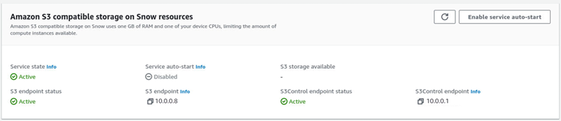 Área Amazon S3 compatible storage on Snow resources con el botón Enable service auto-start en la parte superior derecha.
