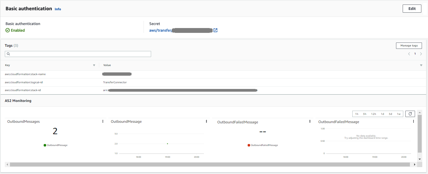 La página de detalles del conector de consola Transfer Family, que muestra los detalles de la sección de autenticación AS2 básica, las etiquetas y la información de AS2 supervisión del conector seleccionado.