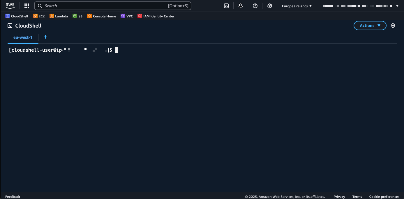 AWS CloudShell interface après le lancement