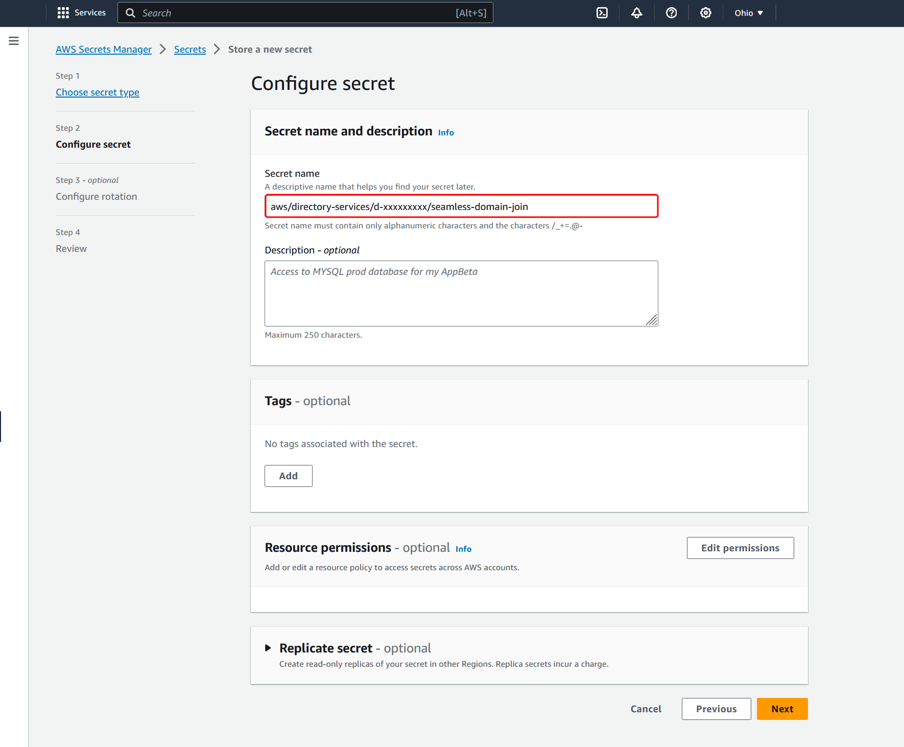 Dans la AWS Secrets Manager console, sur la page secrète de configuration. Le nom du secret est saisi et surligné.