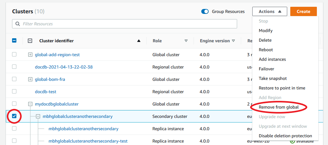 Image : la boîte de navigation Clusters montrant la sélection d'un cluster secondaire existant et mettant en évidence l'action « Supprimer du cluster global ».