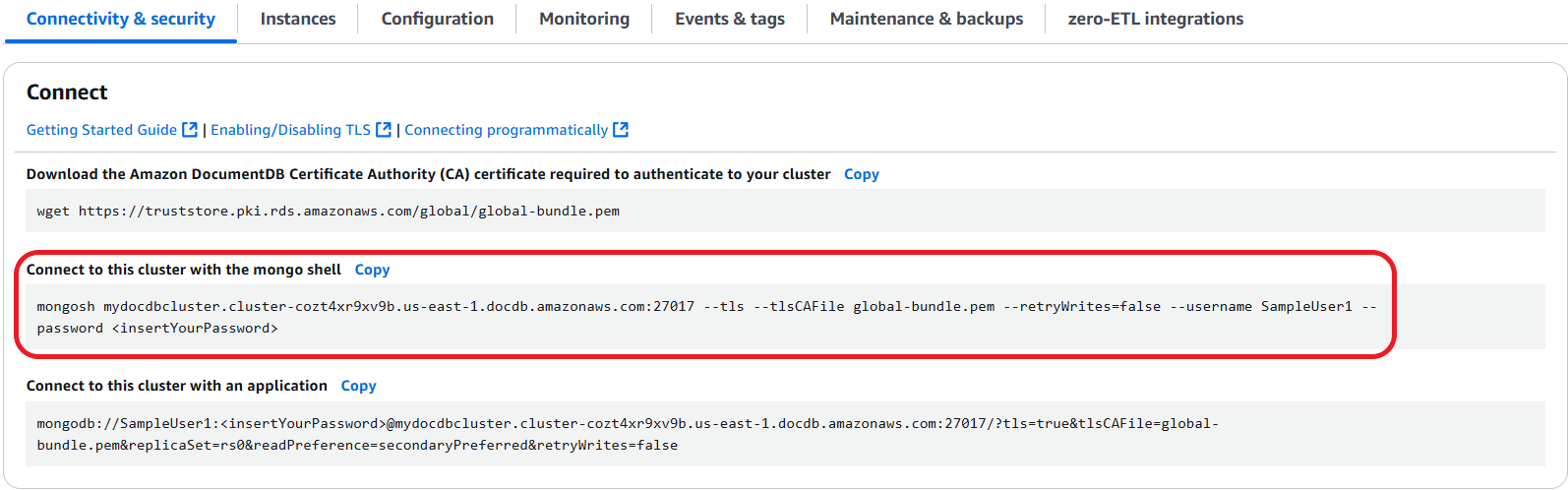 Paramètres de connexion au cluster avec chaîne de connexion MongoDB surlignée pour la connexion à un cluster Amazon DocumentDB à l'aide du shell mongo.