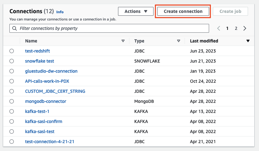 La capture d'écran présente la page Connecteurs et la section Connexions. Le bouton Créer une connexion est entouré d’un cadre rouge. Choisissez Créer une connexion pour démarrer l'assistant de connexion.