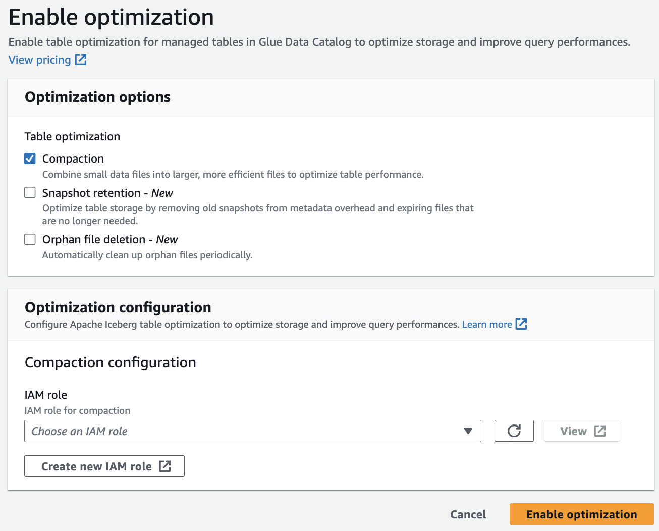 Page de détails de la table Apache Iceberg avec l'option Activer le compactage.