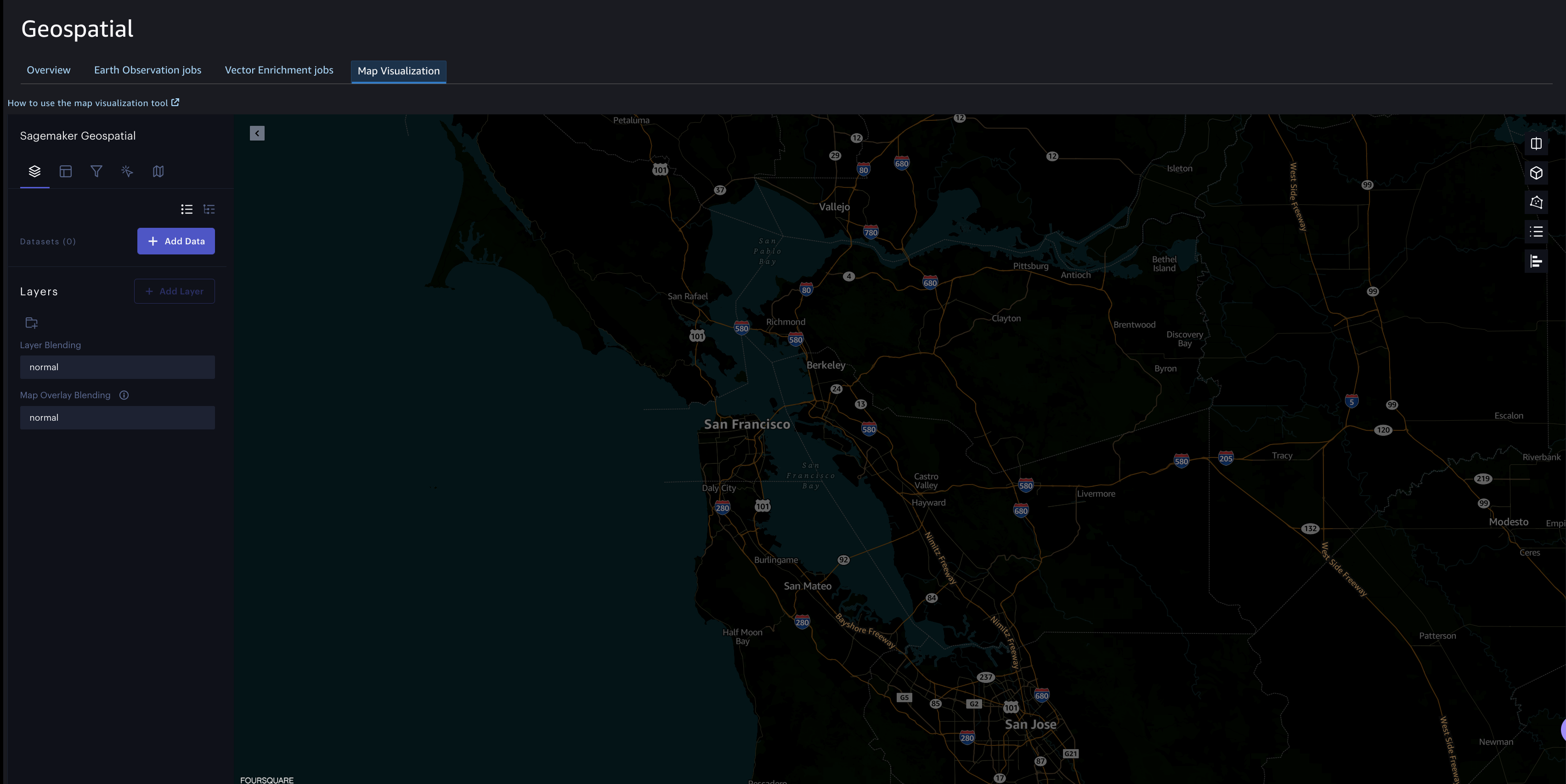 L'outil de visualisation utilisant des capacités SageMaker géospatiales montre une carte de la côte californienne.