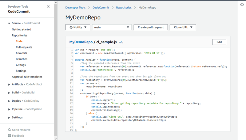 Tampilan isi dari sebuah file dalamCodeCommitkonsol