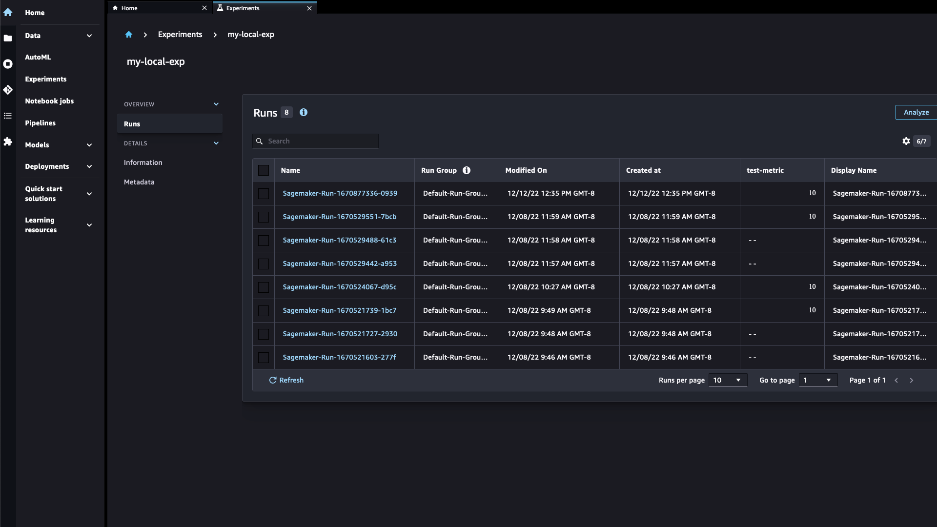 Daftar eksperimen berjalan di UI SageMaker Eksperimen