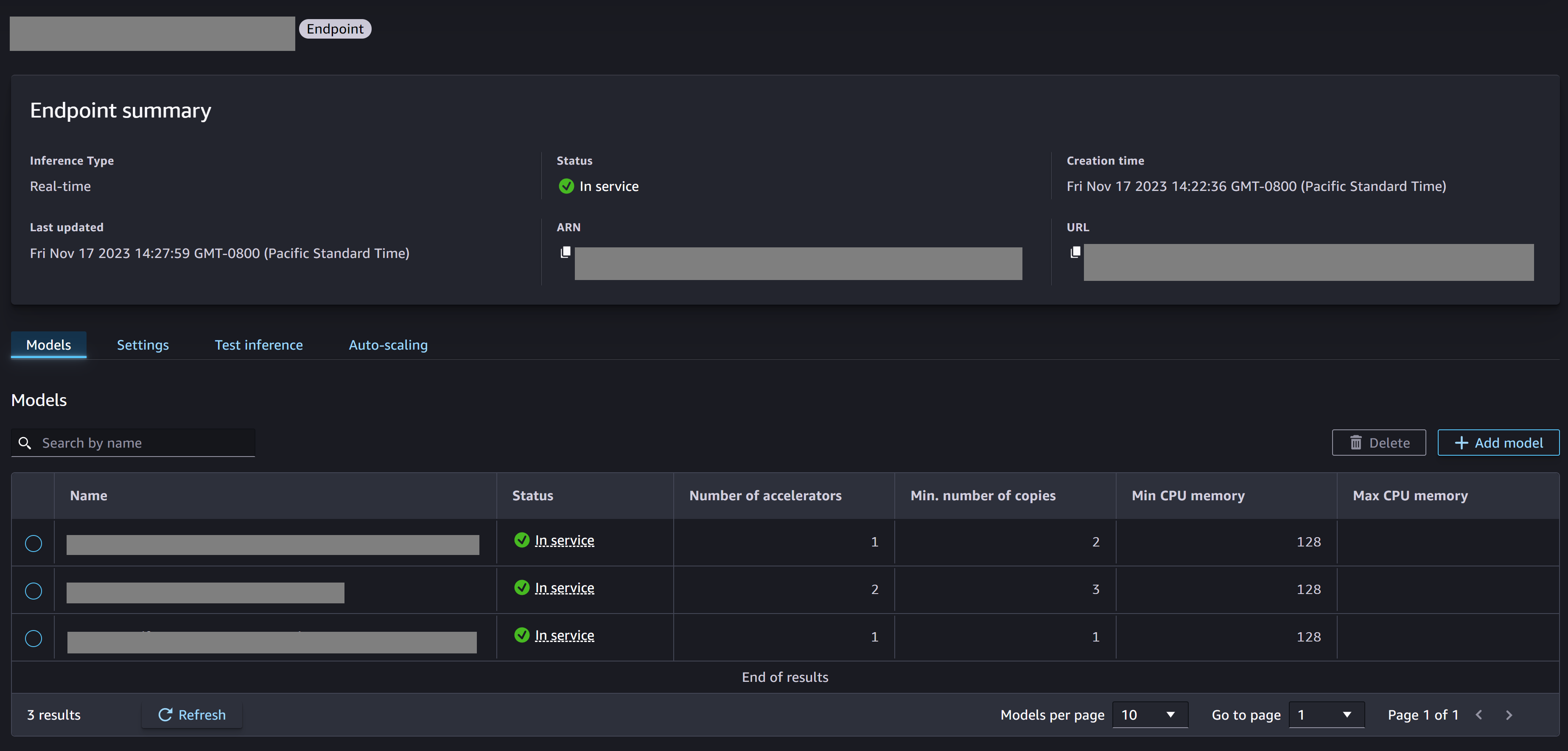 Screenshot dari halaman utama endpoint yang menampilkan ringkasan detail endpoint di Studio.