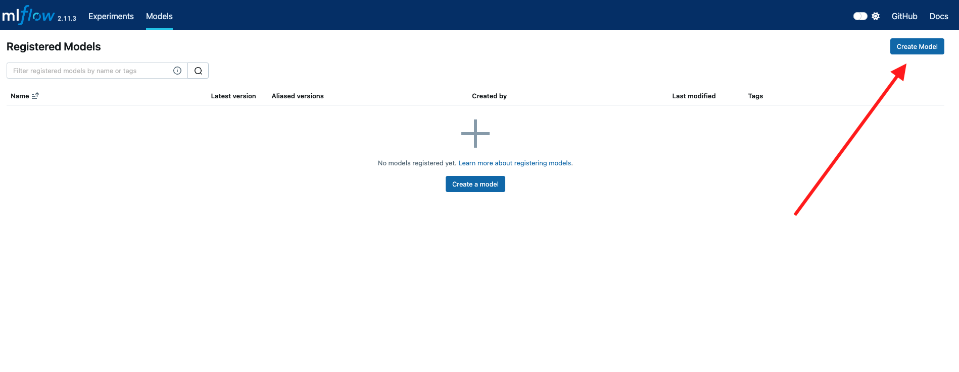 Pembuatan registri model dalam MLflow UI.