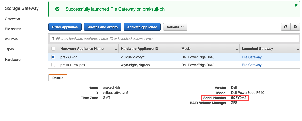 Tab perangkat keras konsol Storage Gateway dengan alat yang dipilih dan detail ditampilkan.