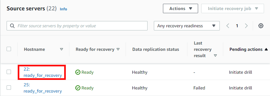 Source servers list showing hostname, recovery readiness, and data replication status.