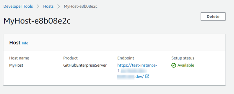 Schermata della console che mostra i dettagli dell'host con l'host in stato Disponibile.