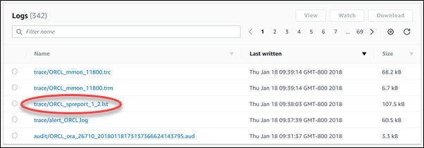 RDS コンソールに Oracle ログファイルのリストを表示します。次のトレースファイルは丸で囲まれています。trace/ORCL_spreport_1_2.lst。