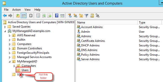 「Active Directoryユーザーとコンピュータ」ダイアログボックスでは、「ユーザ」フォルダが強調表示されます。