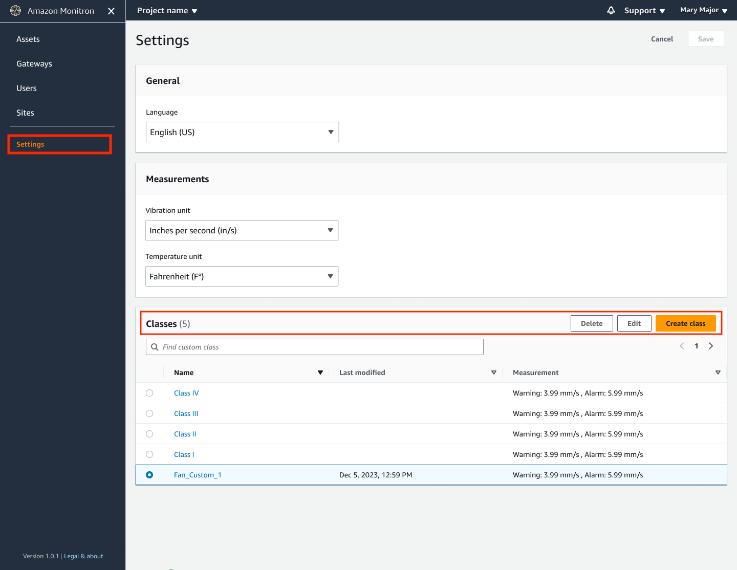 Settings page with language, measurements, and classes configuration options.