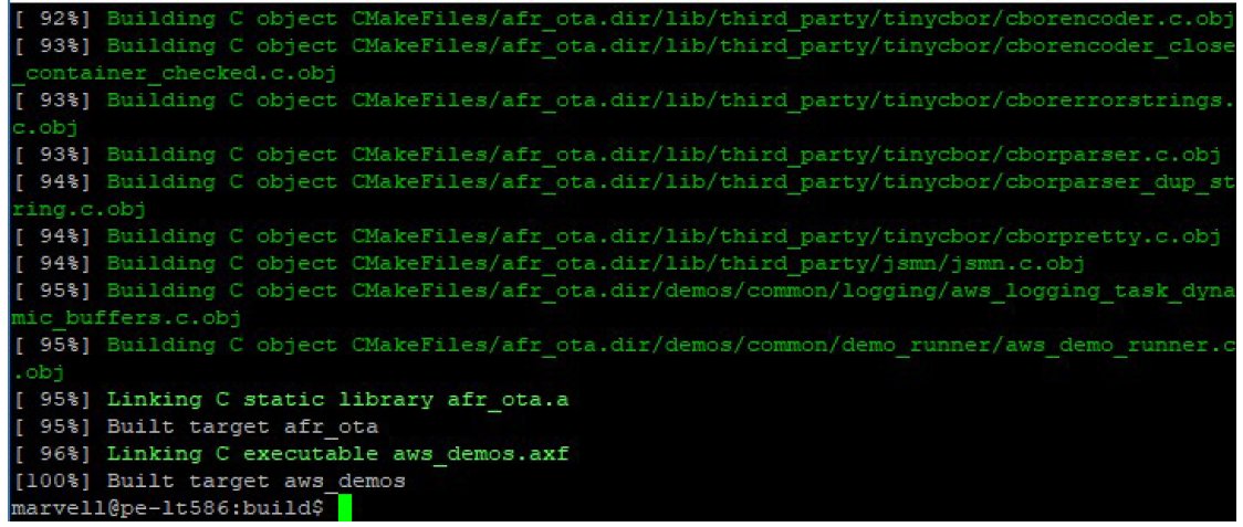 Saída do terminal mostrando o processo de construção de arquivos de objetos C e vinculados a uma biblioteca estática e executável para AWS demonstrações.