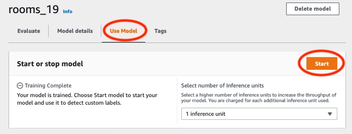 Interface do usuário mostrando o botão Iniciar modelo e opções para iniciar ou interromper um modelo de aprendizado de máquina para detectar rótulos personalizados. Selecione o número de unidades de inferência para aumentar a produtividade.