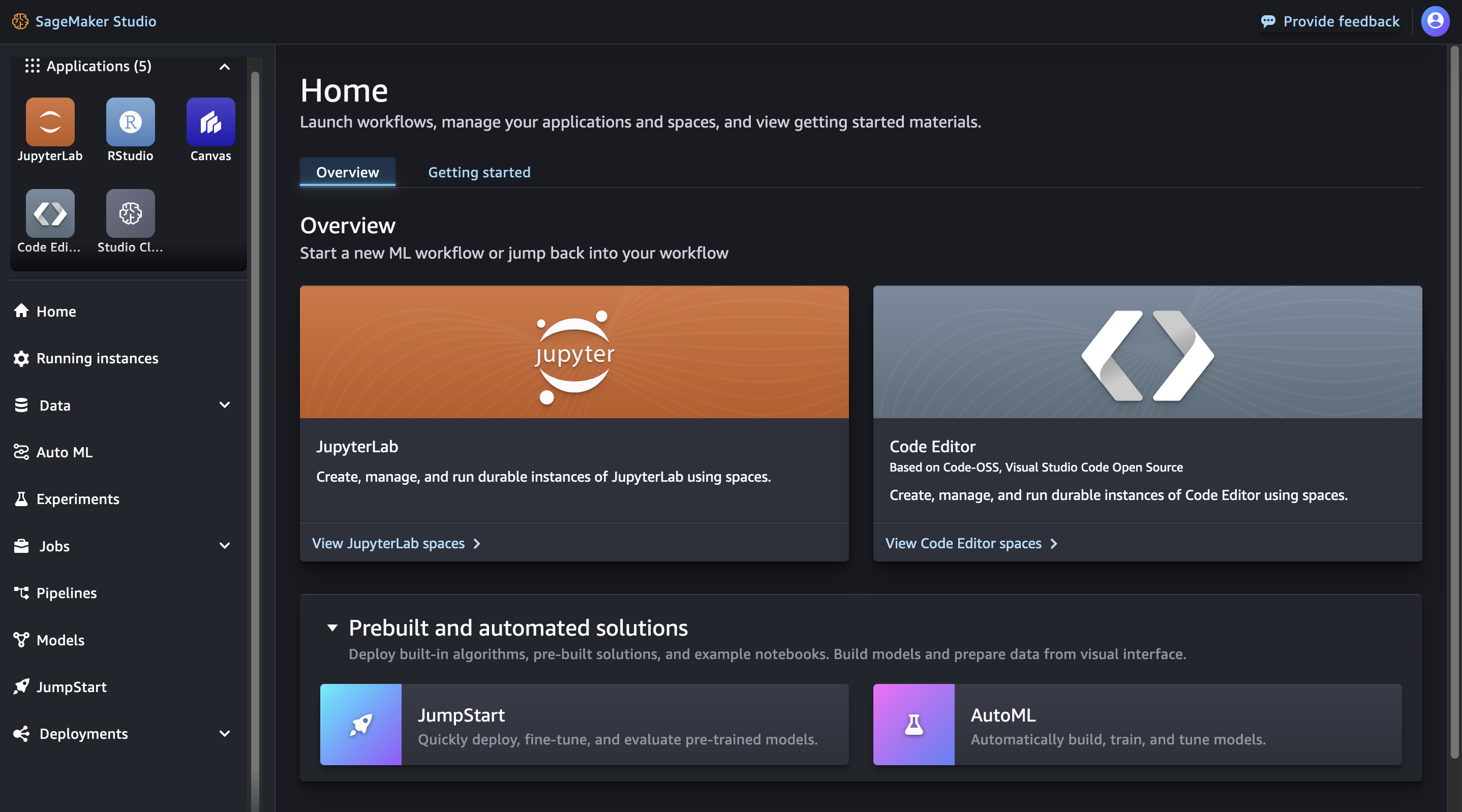 Interface do Amazon SageMaker Studio com acesso ao JumpStart menu de navegação inicial e à página inicial.