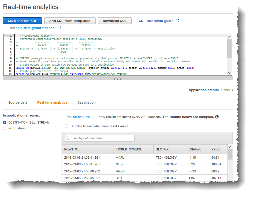 显示 Real-time analytics (实时分析) 选项卡的 SQL 编辑器的屏幕截图，并突出显示了应用程序内部流。