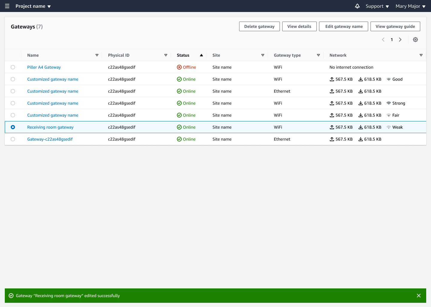 Gateway management interface showing 7 gateways with status, type, and network details.