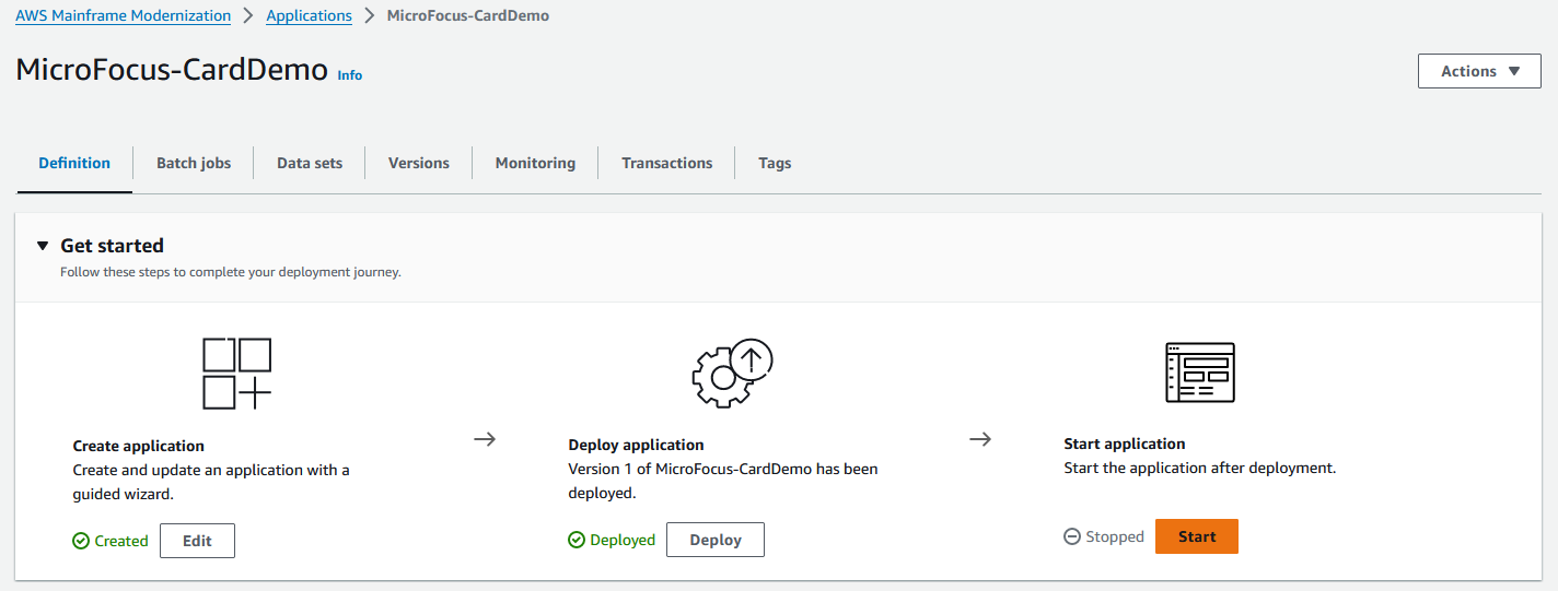 CardDemo 應用程式頁面。