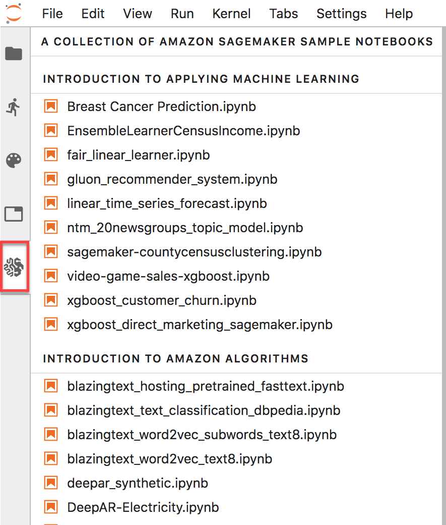 JupyterLab 檢視中範例筆記本的位置。